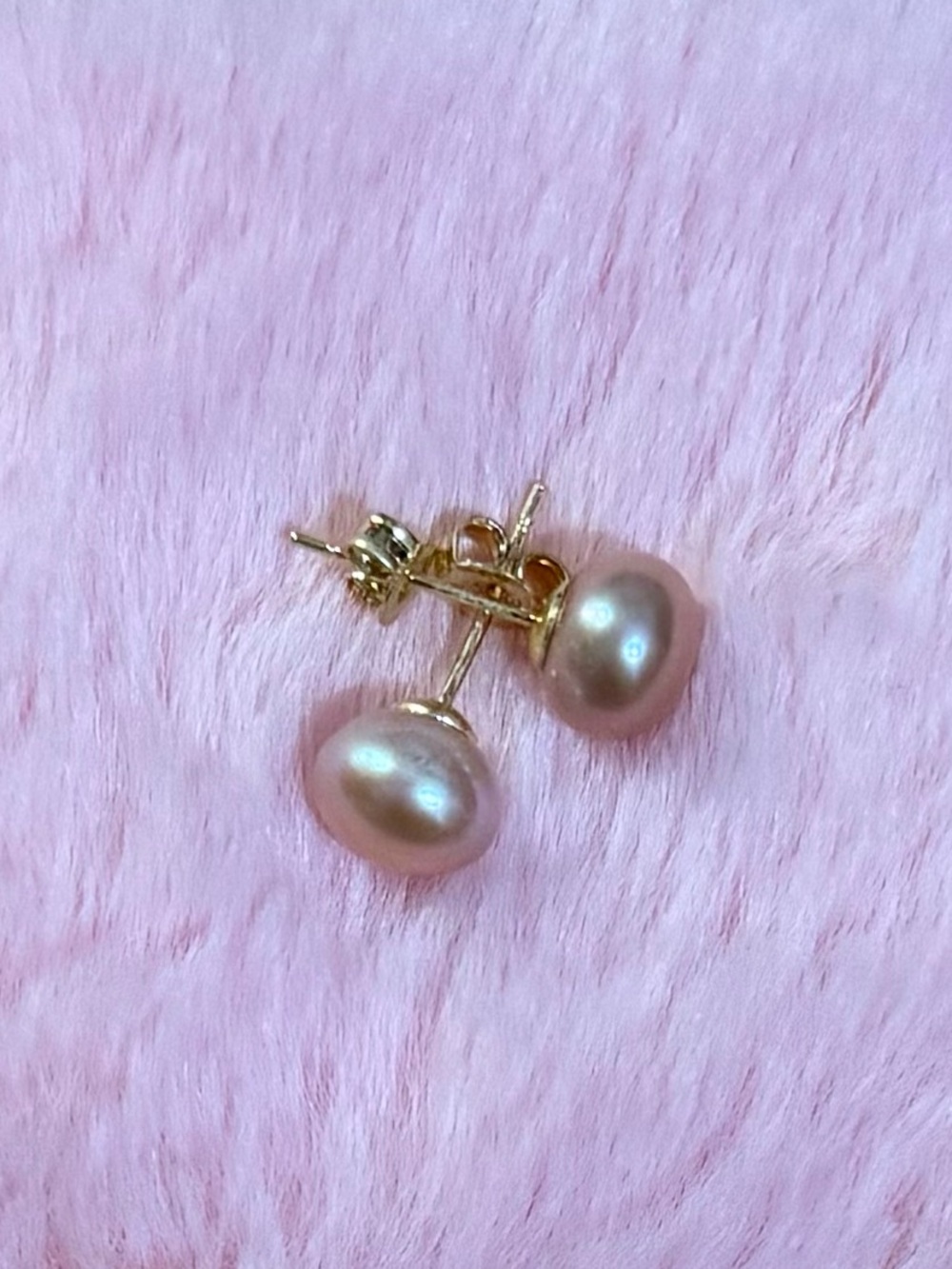 14K Yellow Gold Plated Natural Purple South Sea Pearl Stud Earrings 8-9 mm